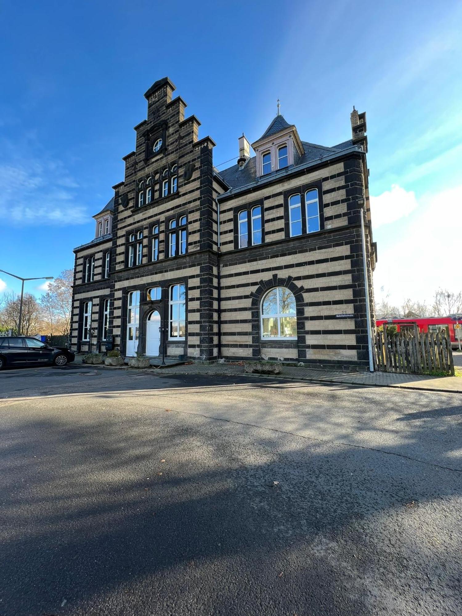 Wohnen Wie Im Schloss - Alter Bahnhof Von Kruft Exterior photo